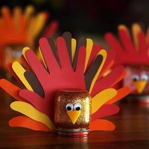 26 Easy DIY Thanksgiving Craft Ideas You Can Make